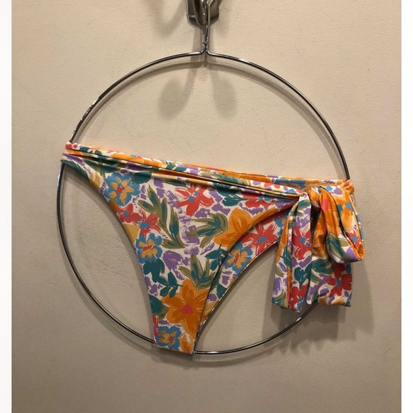 Stone Fox Swim Floral Bikini Set - Picture 3 of 7